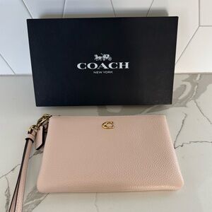 💗NEW COACH Large Corner Zip Wristlet Pink 5”x 7”, BOX INCLUDED